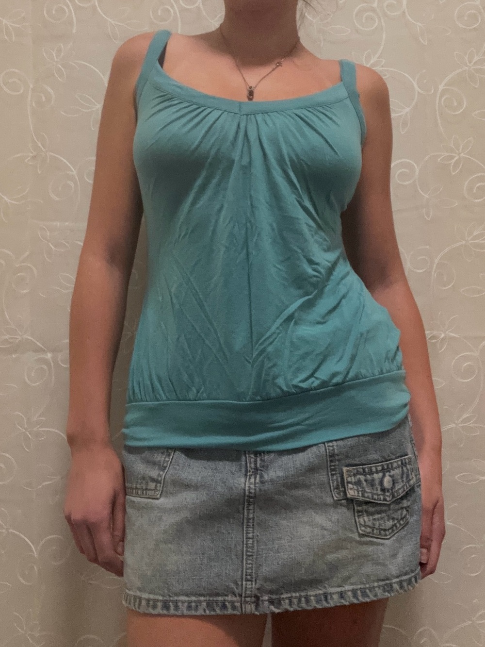 Talula Ruched Scoop Neck Tank Top in Blue size XS